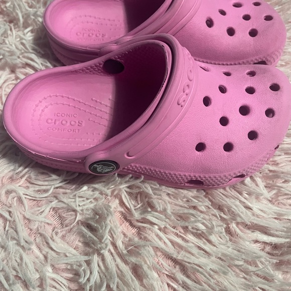 Crocs Toddler Girls Pink Size 9 - Picture 4 of 5